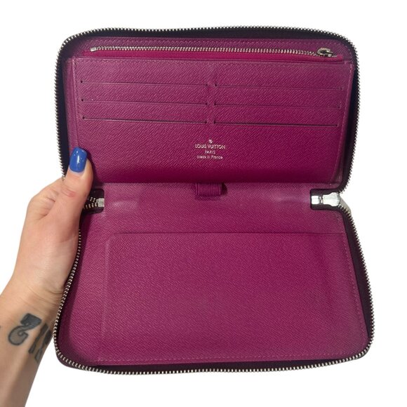 Louis Vuitton 2008 France Purple Epi Zip Around Wallet - Picture 11 of 14